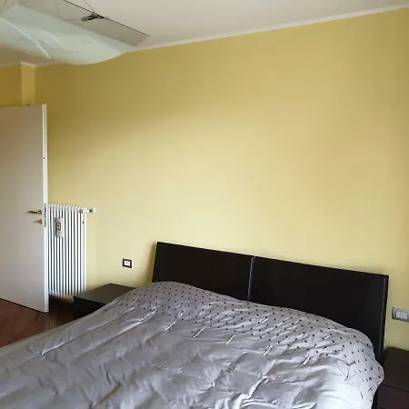 Domus Rose Guest house